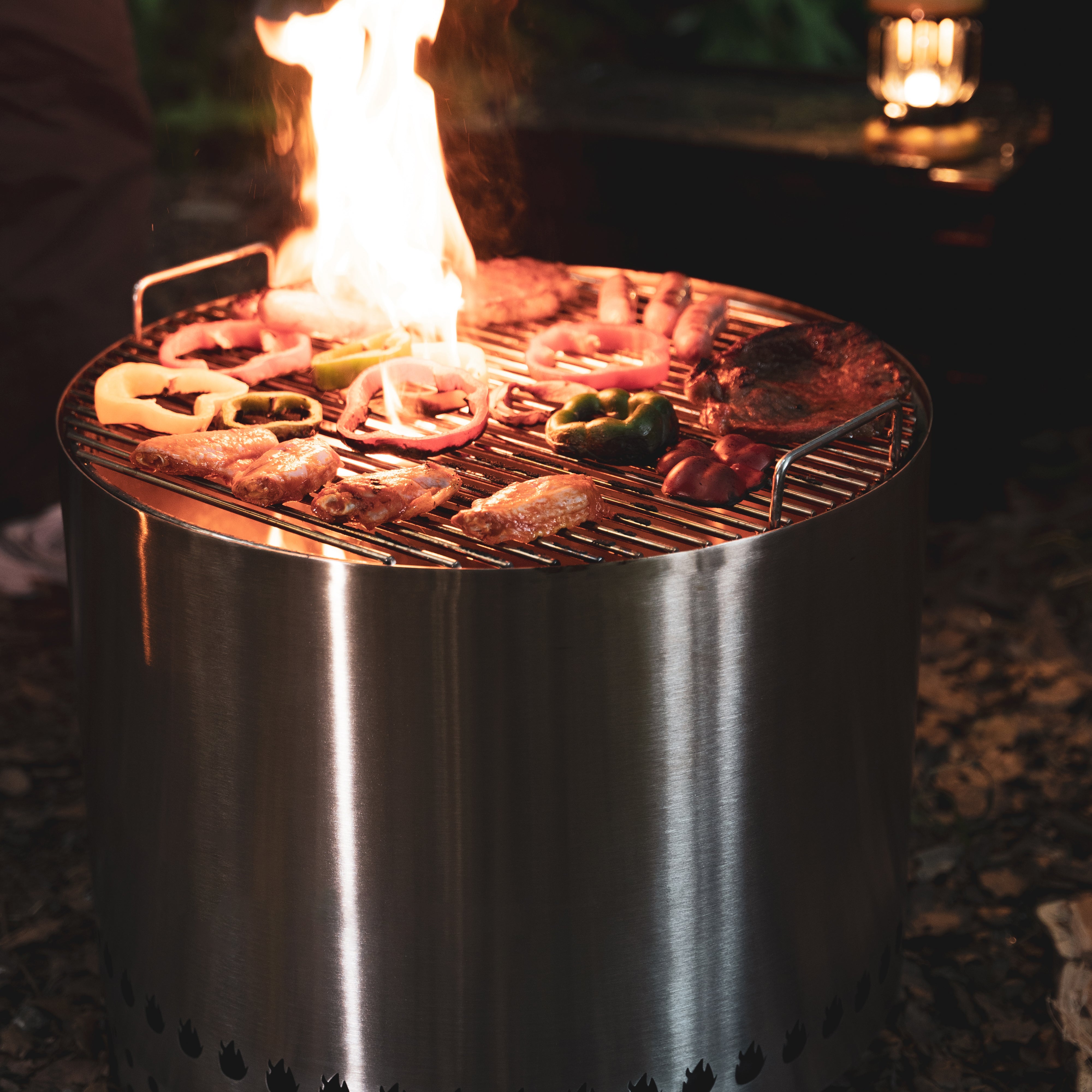Comparing WoodBurning vs. Propane Smokeless Fire Pits Holzoffer
